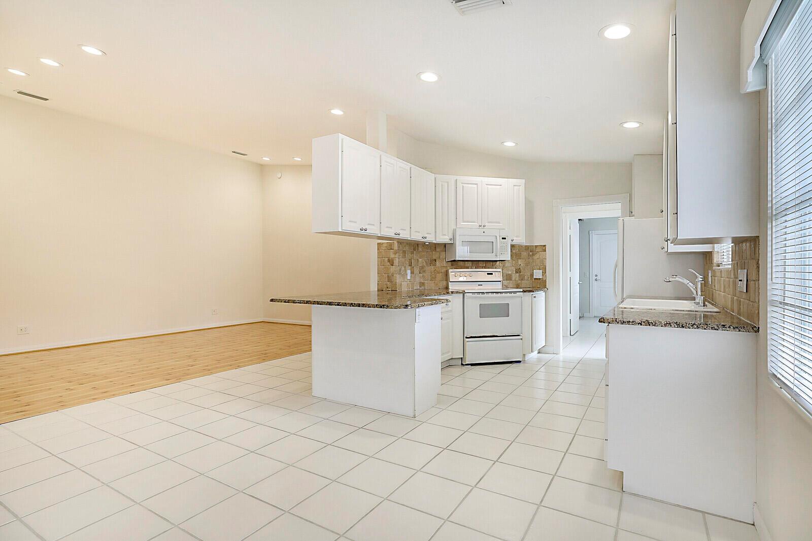 Riverwalk - Residential