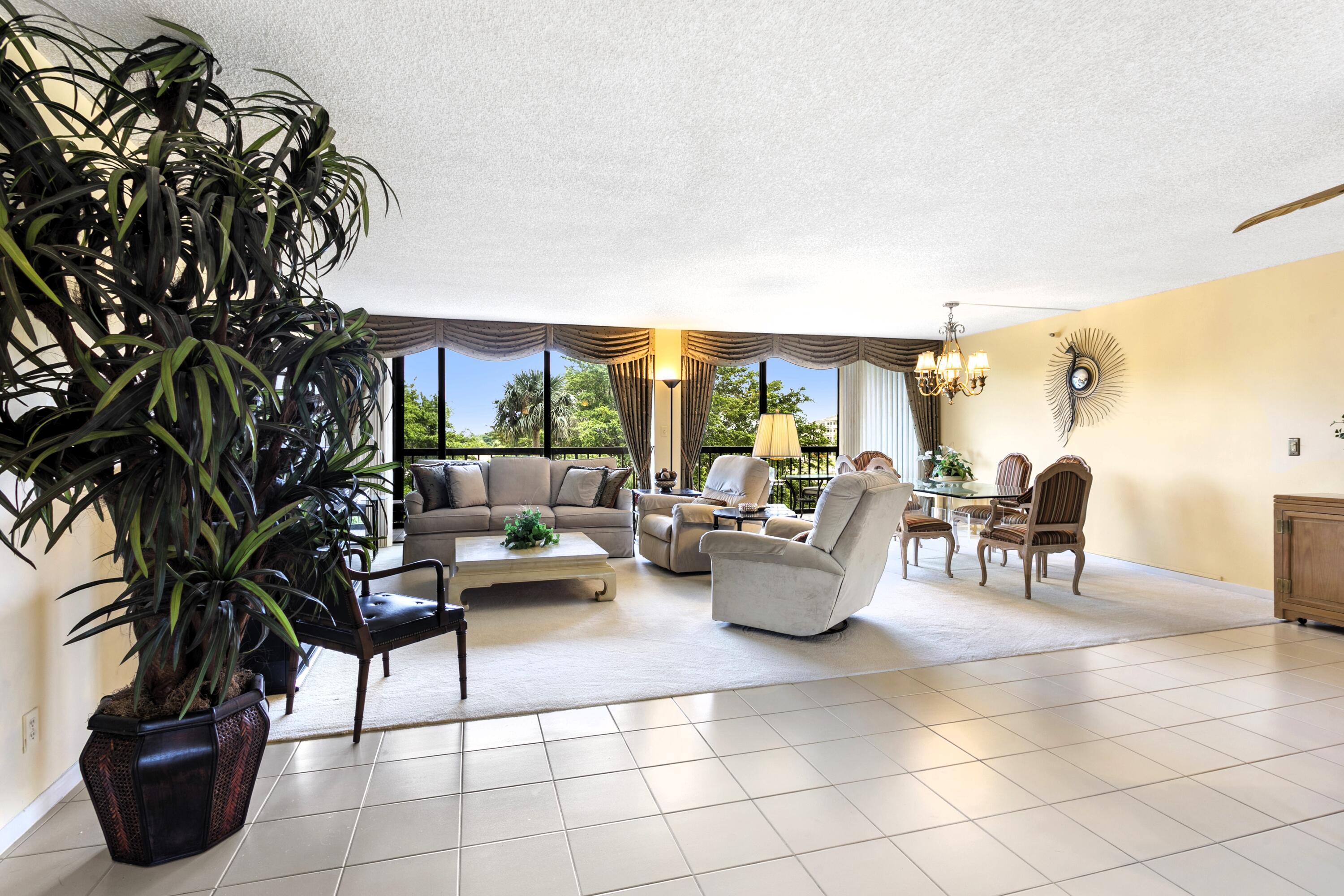2480 Presidential Way 403