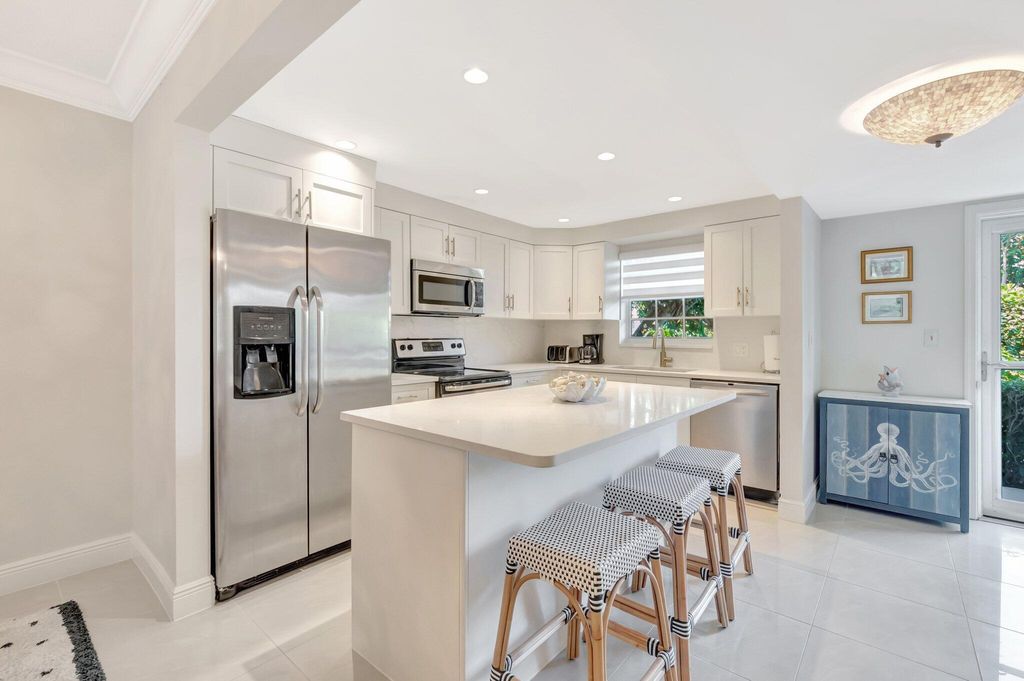 Photo of 1700 S Ocean Boulevard #3, Delray Beach, FL 33483 (MLS # R11081893)