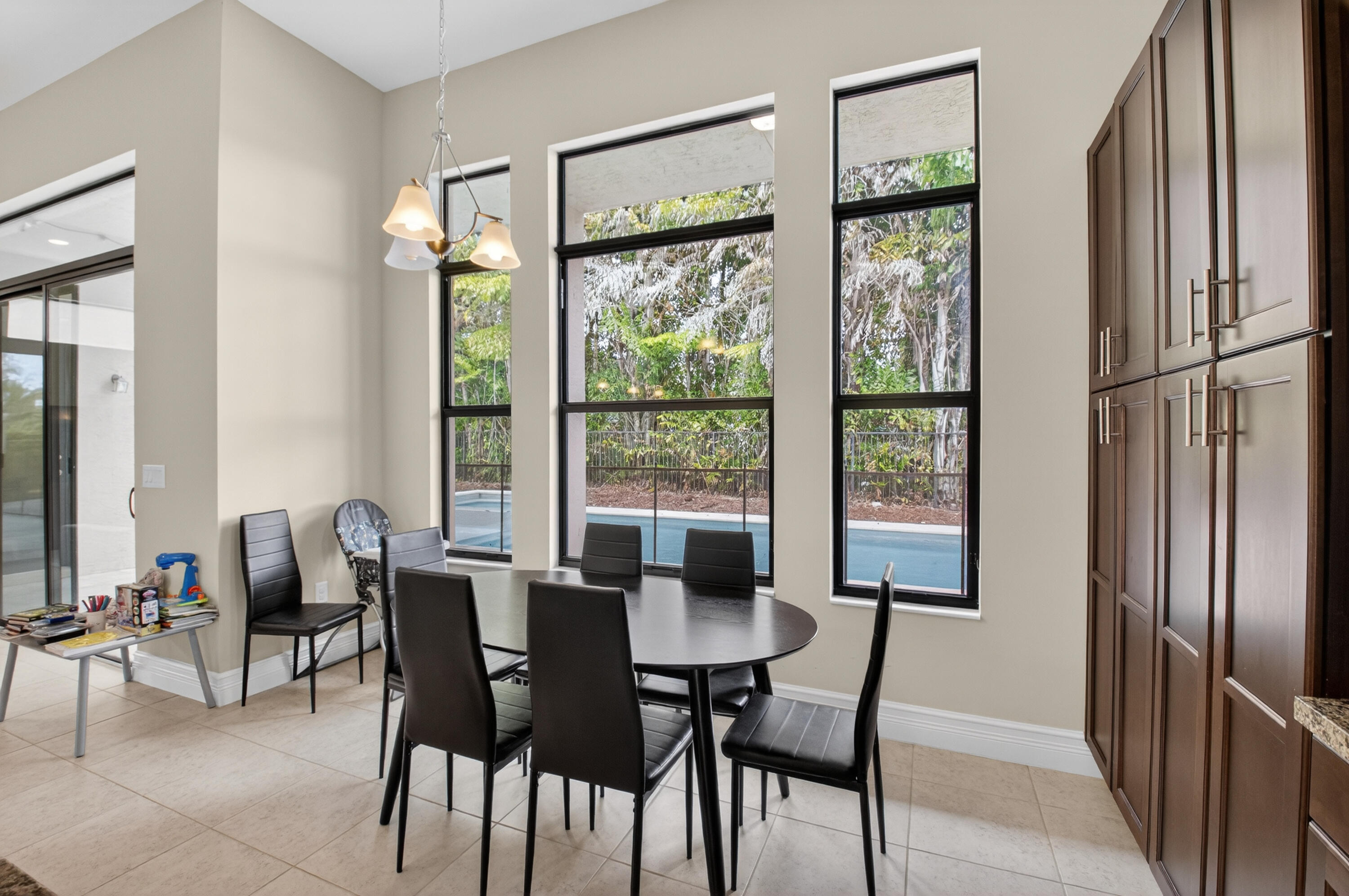 THE BRIDGES - Residential