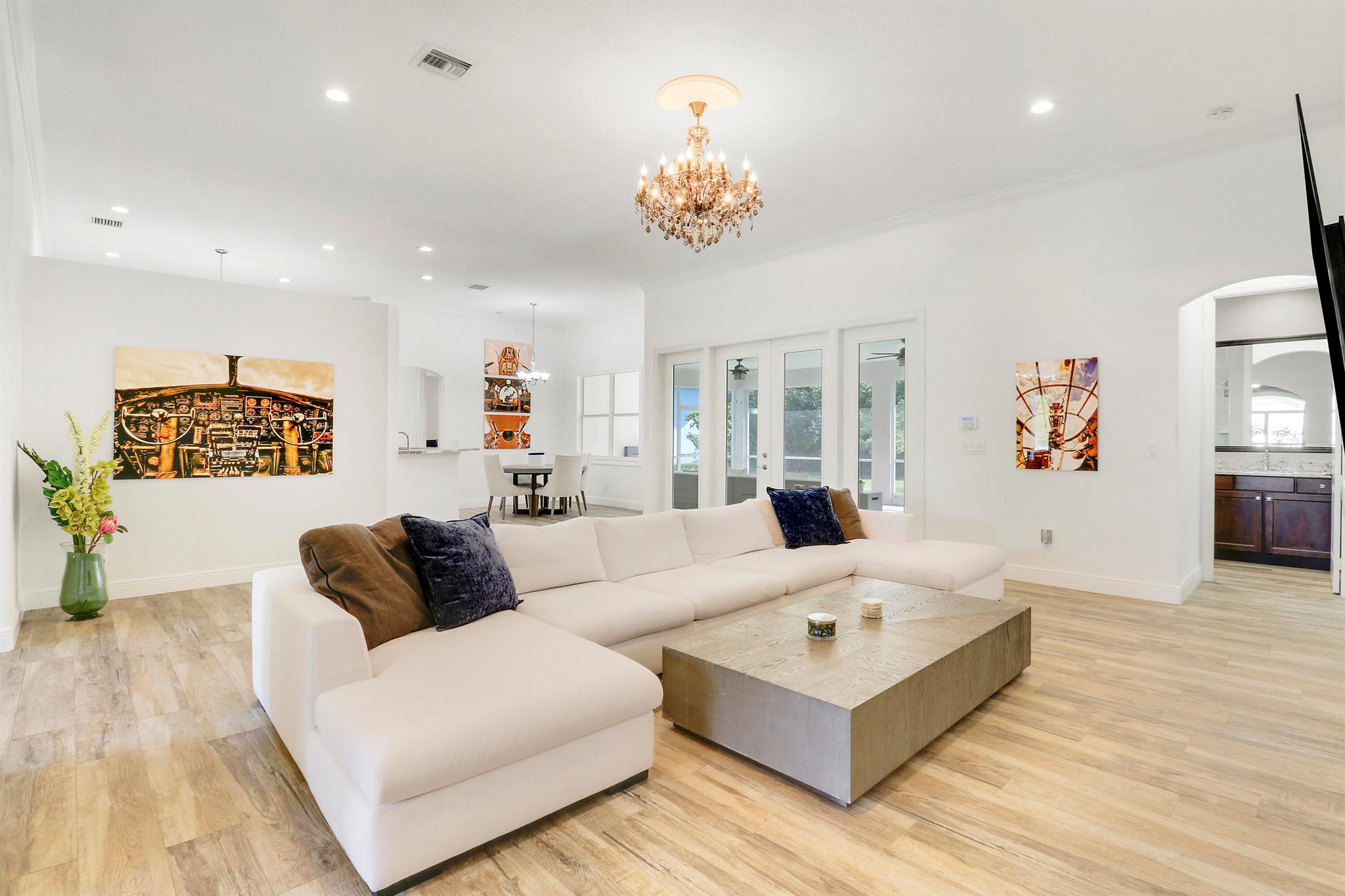 16-41-41~ S 239 FT OF NLY - Residential