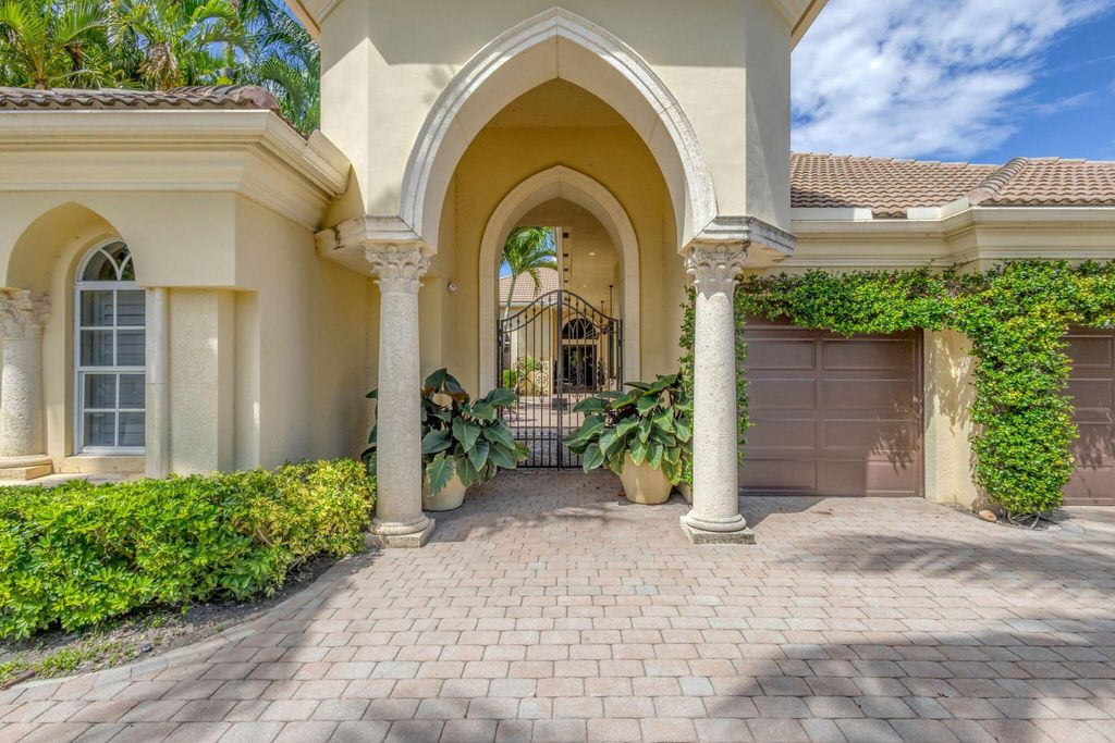 Photo of 108 San Marita Way, Palm Beach Gardens, FL 33418 (MLS # R11103740)