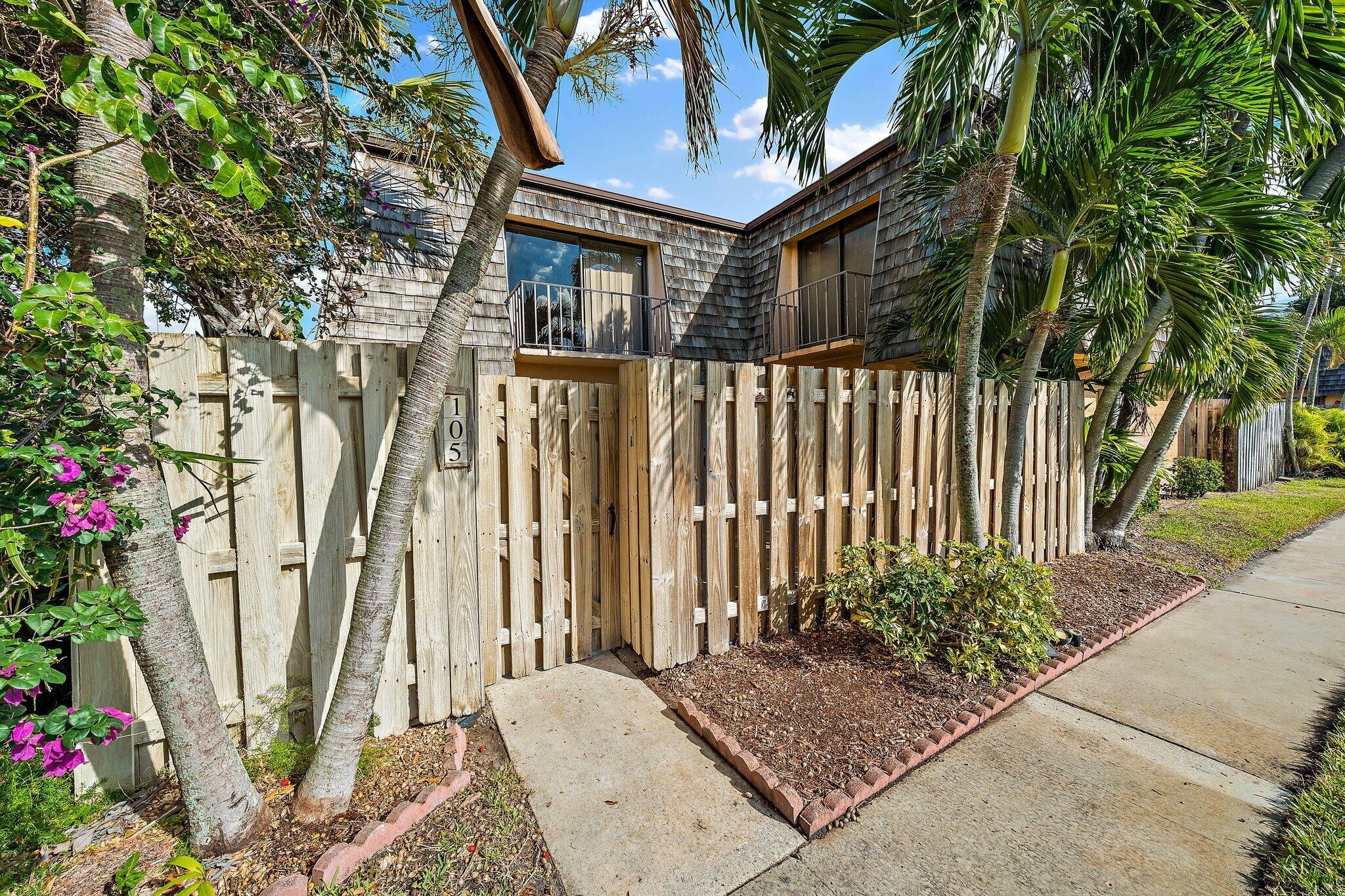 LAKEWOOD - Residential