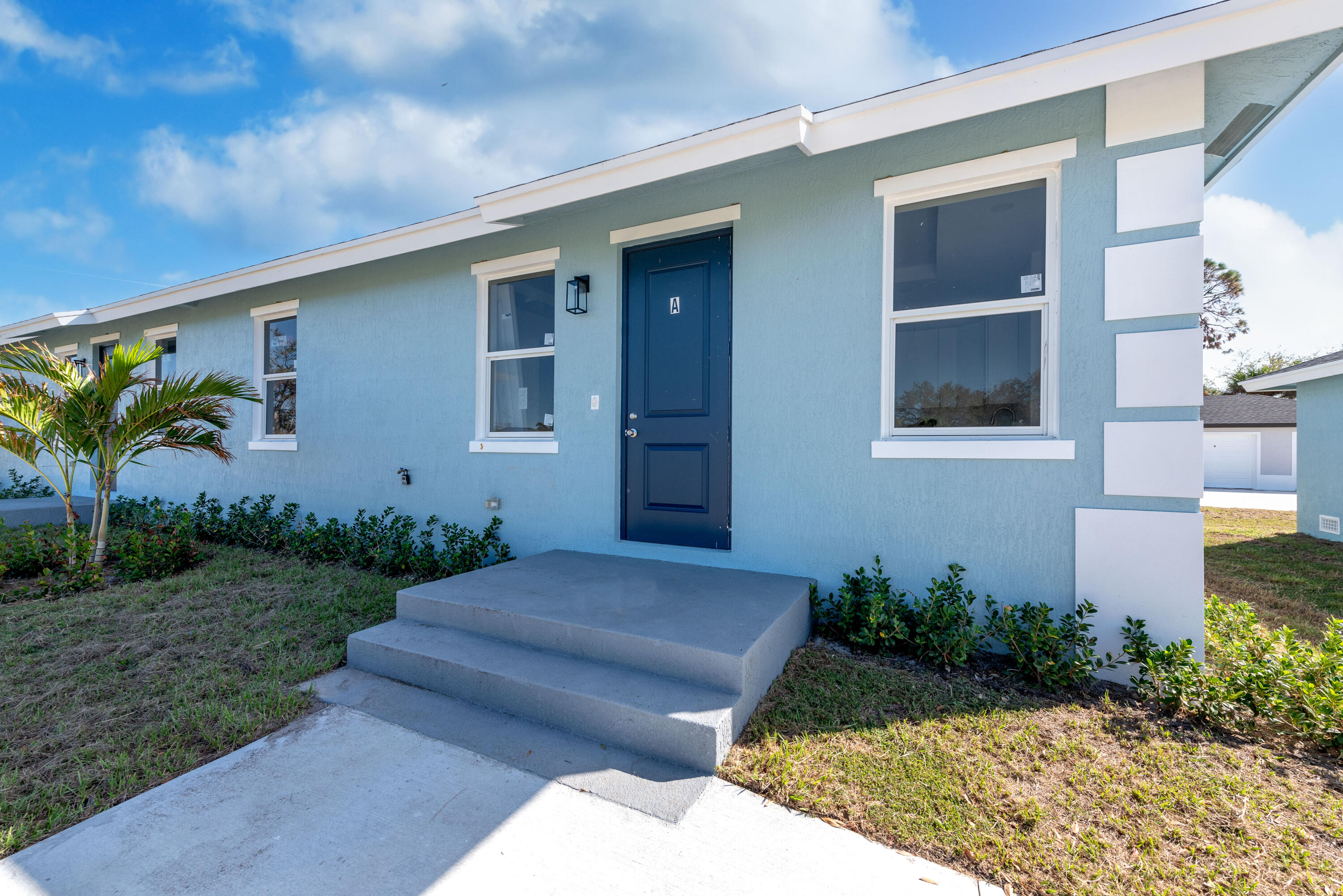 248 Rotonda Boulevard W