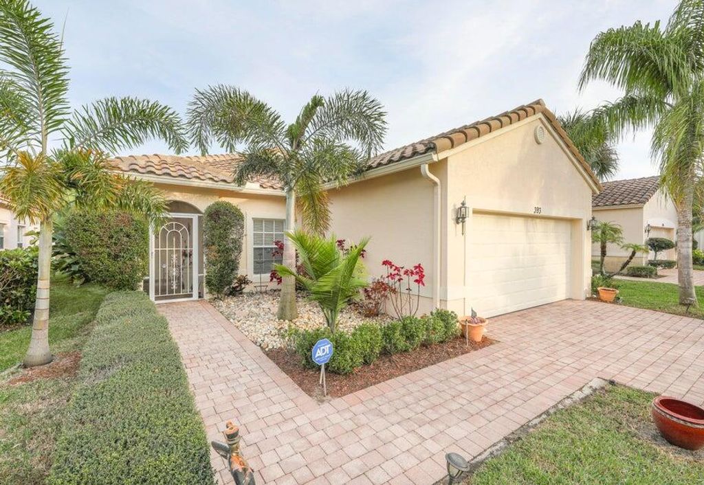 Photo of 393 NW Breezy Point Loop, Port Saint Lucie, FL 34986 (MLS # R11004683)
