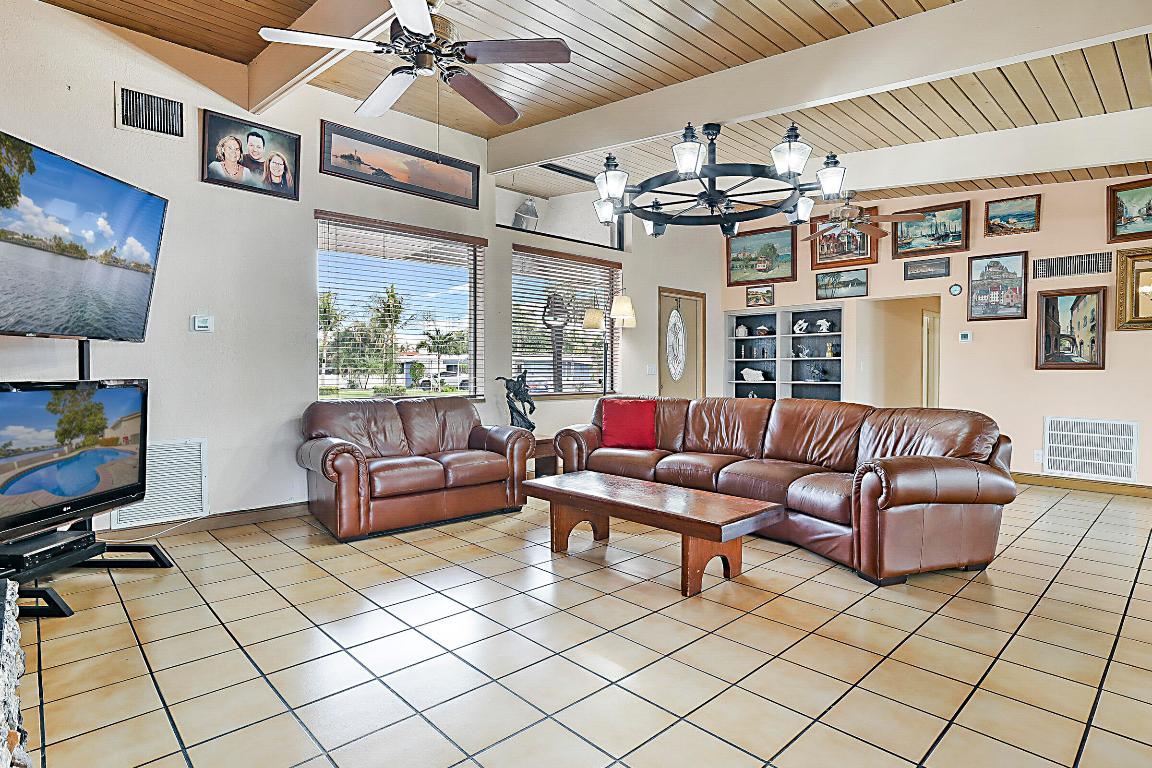 HILLSBORO SHORES SEC - Residential Lease