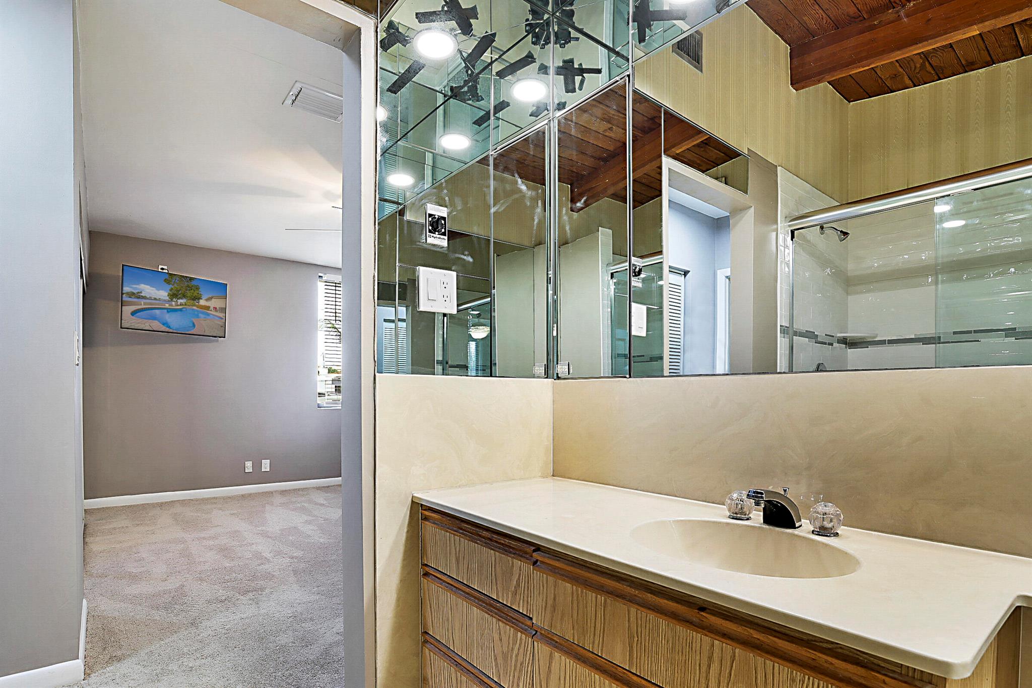 HILLSBORO SHORES SEC - Residential Lease