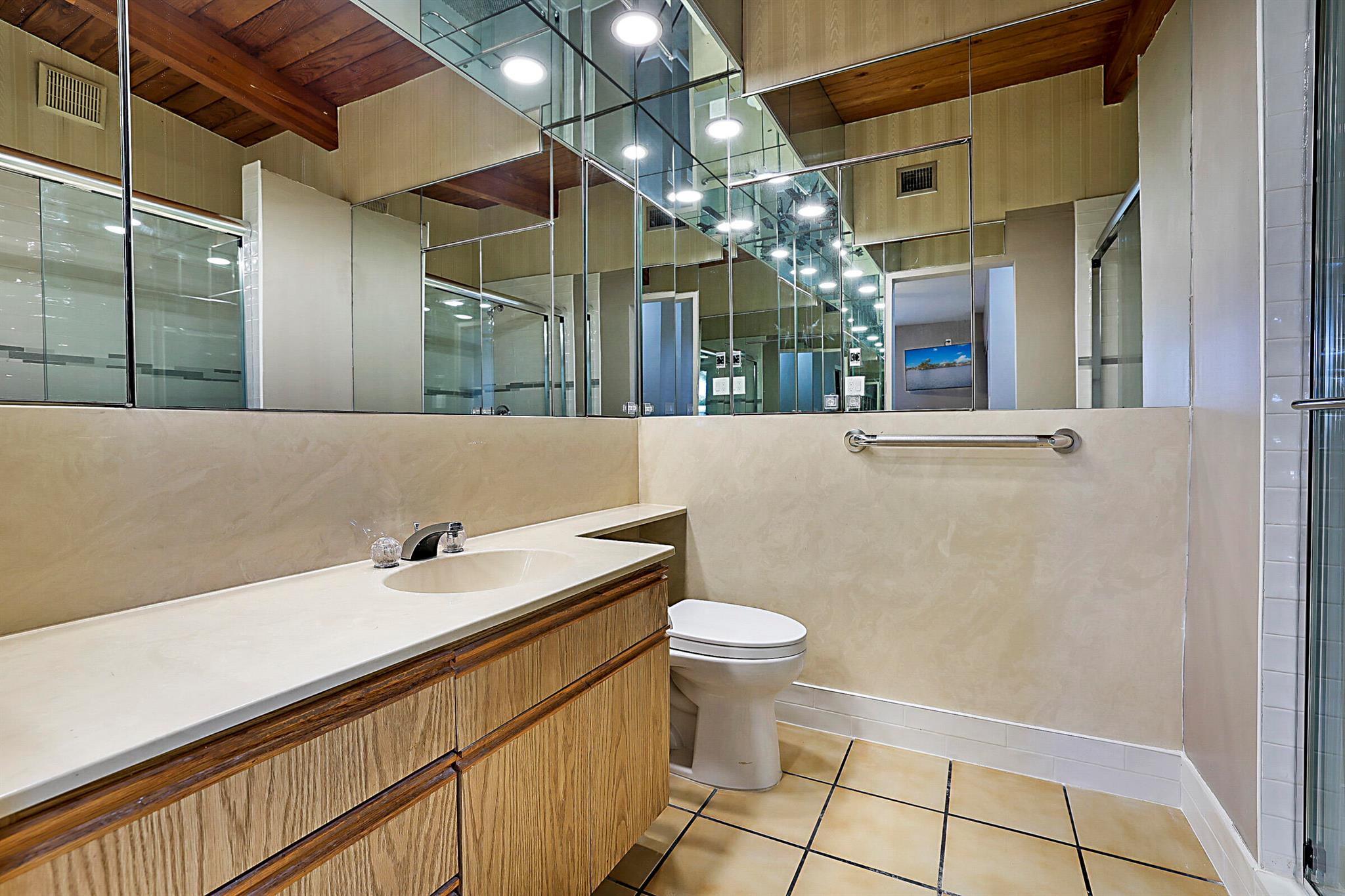 HILLSBORO SHORES SEC - Residential Lease