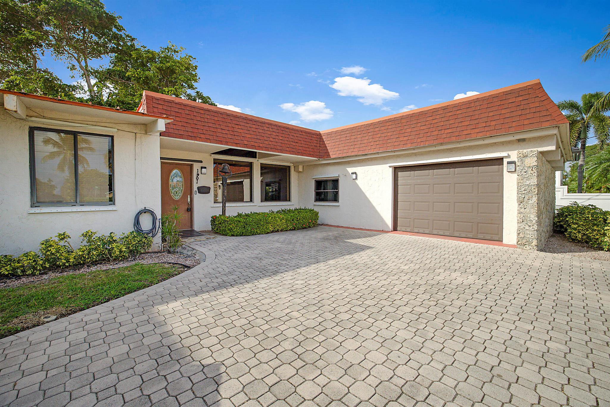 HILLSBORO SHORES SEC - Residential Lease