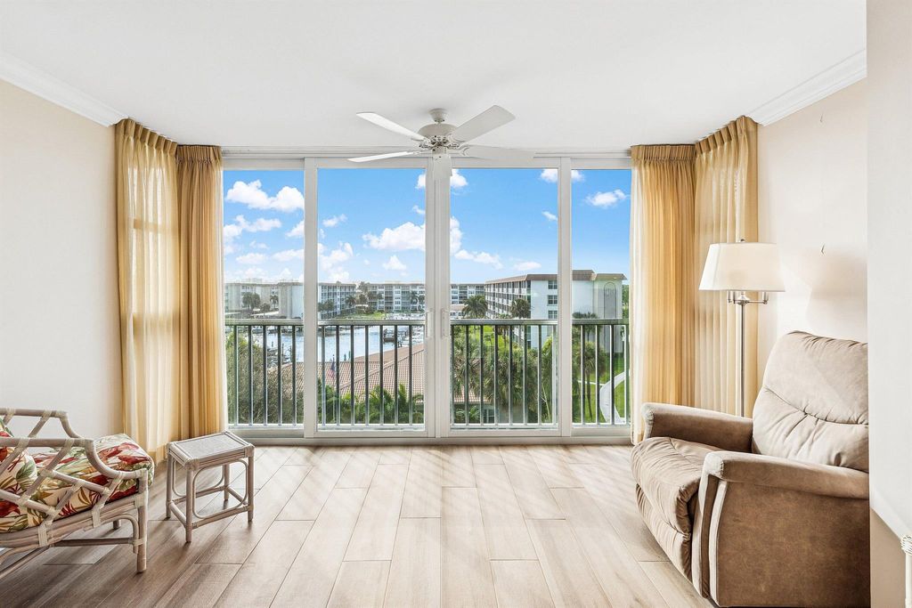 Photo of 900 Dogwood Drive #538, Delray Beach, FL 33483 (MLS # R11149759)