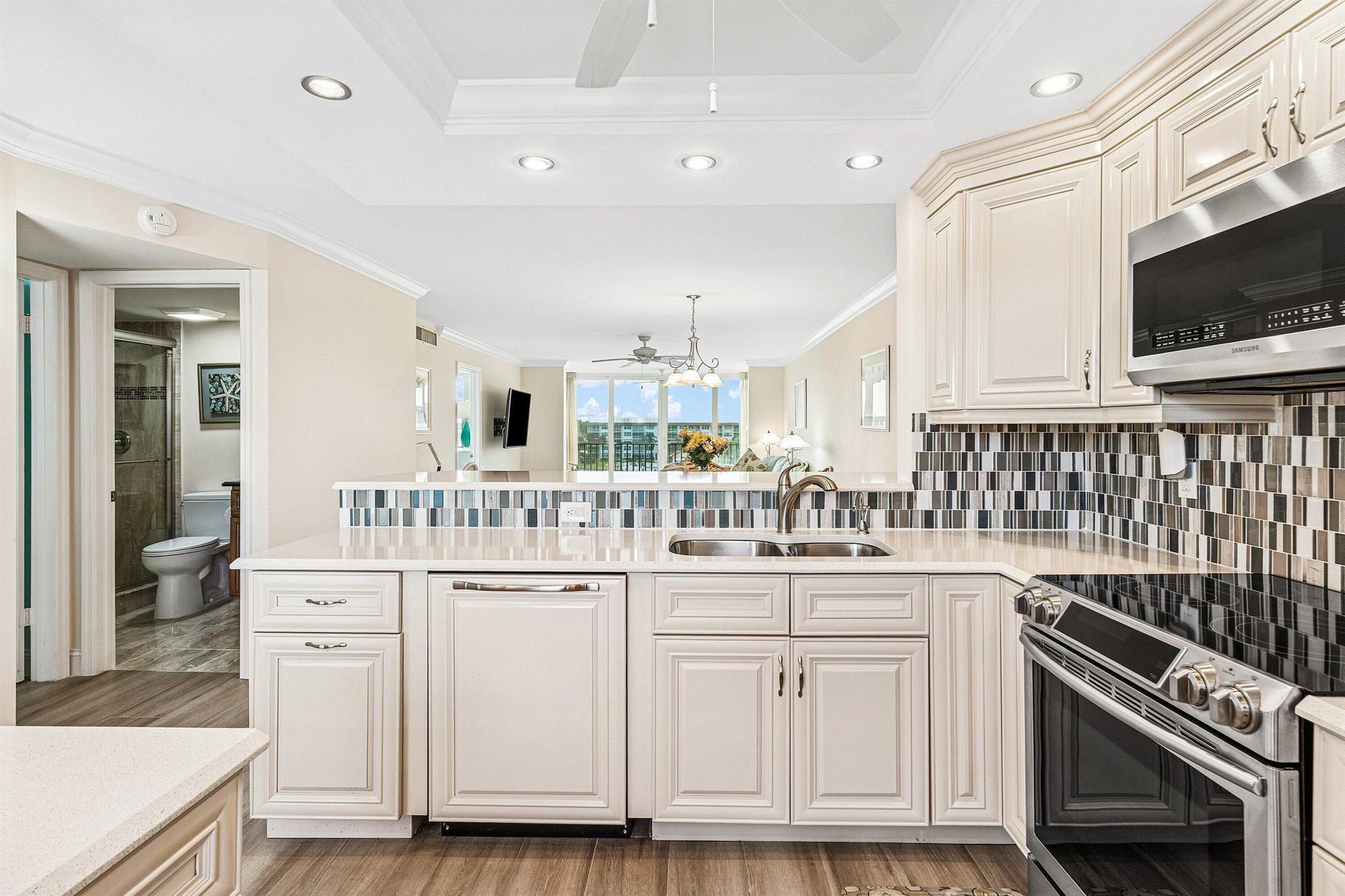 TROPIC BAY CONDO - Residential