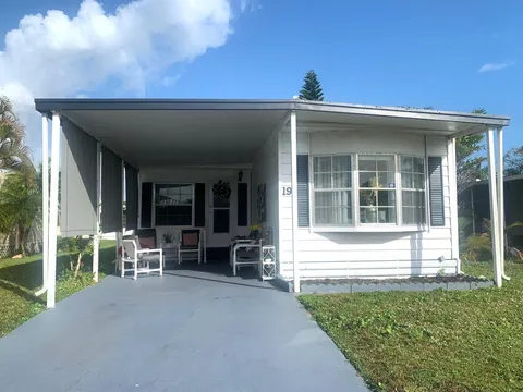 19 Galeria Way, Port St Lucie, FL 34952 - MLS#: R11045021