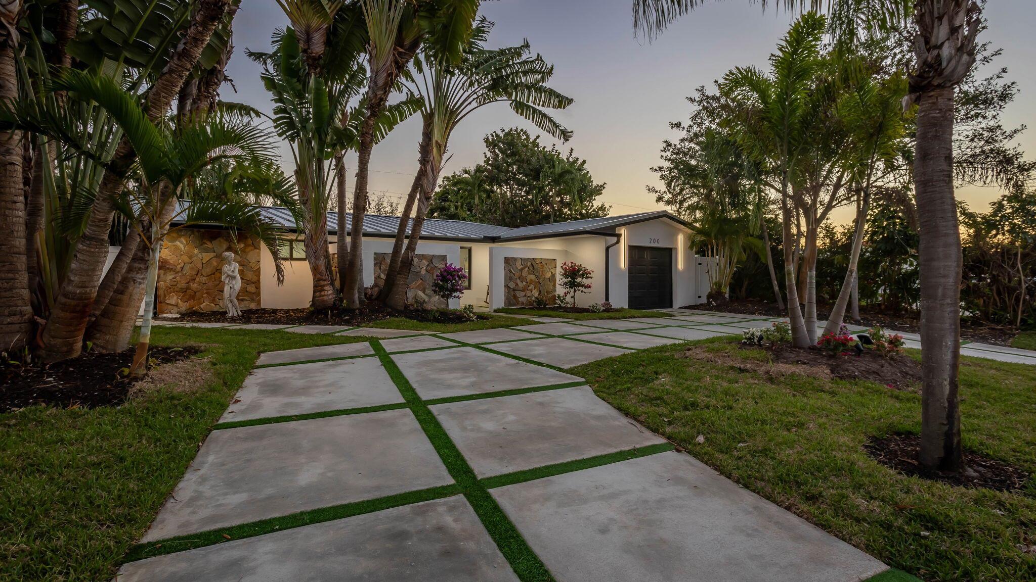 BOCA ISLANDS SEC 1 IN - Residential