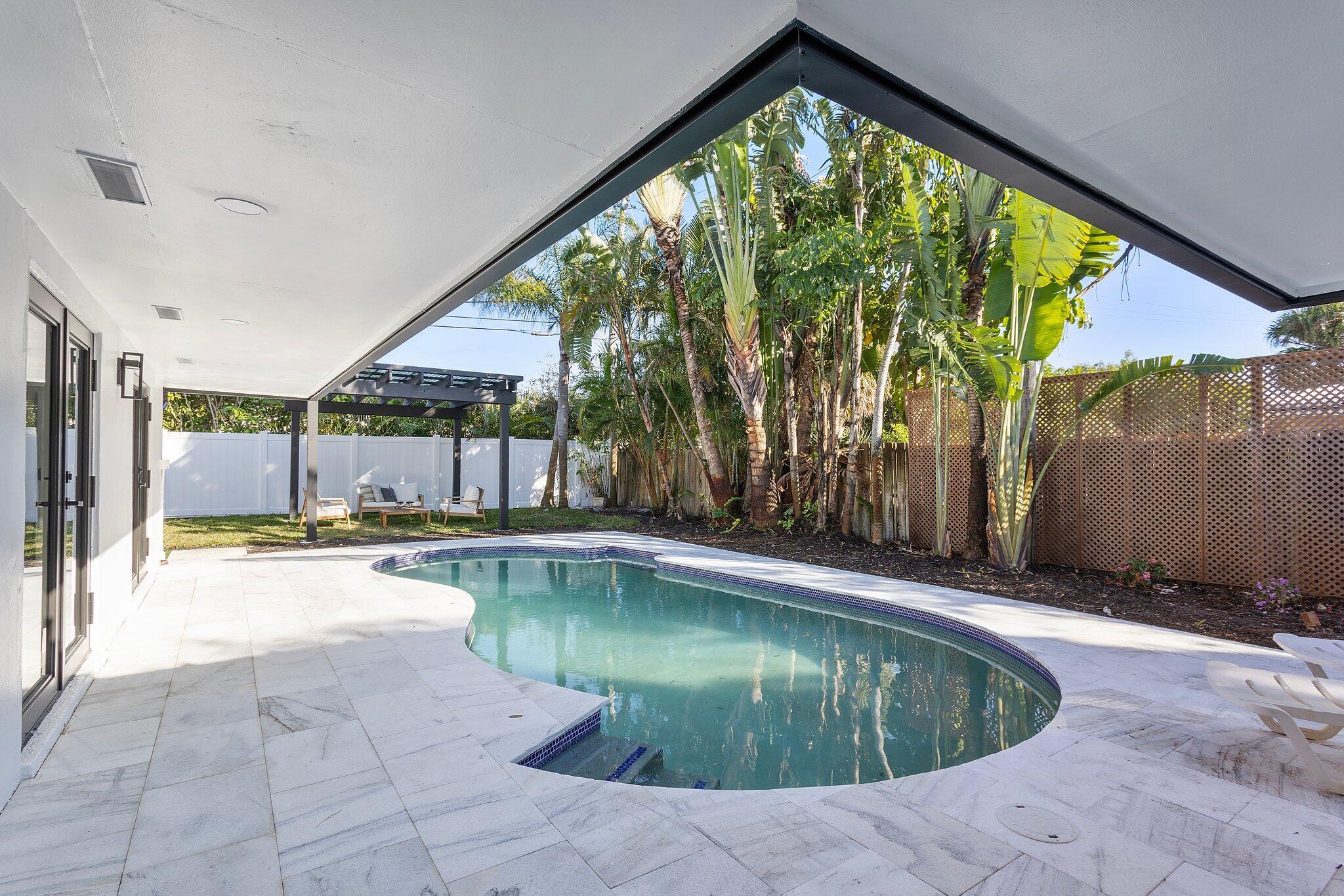 BOCA ISLANDS SEC 1 IN - Residential