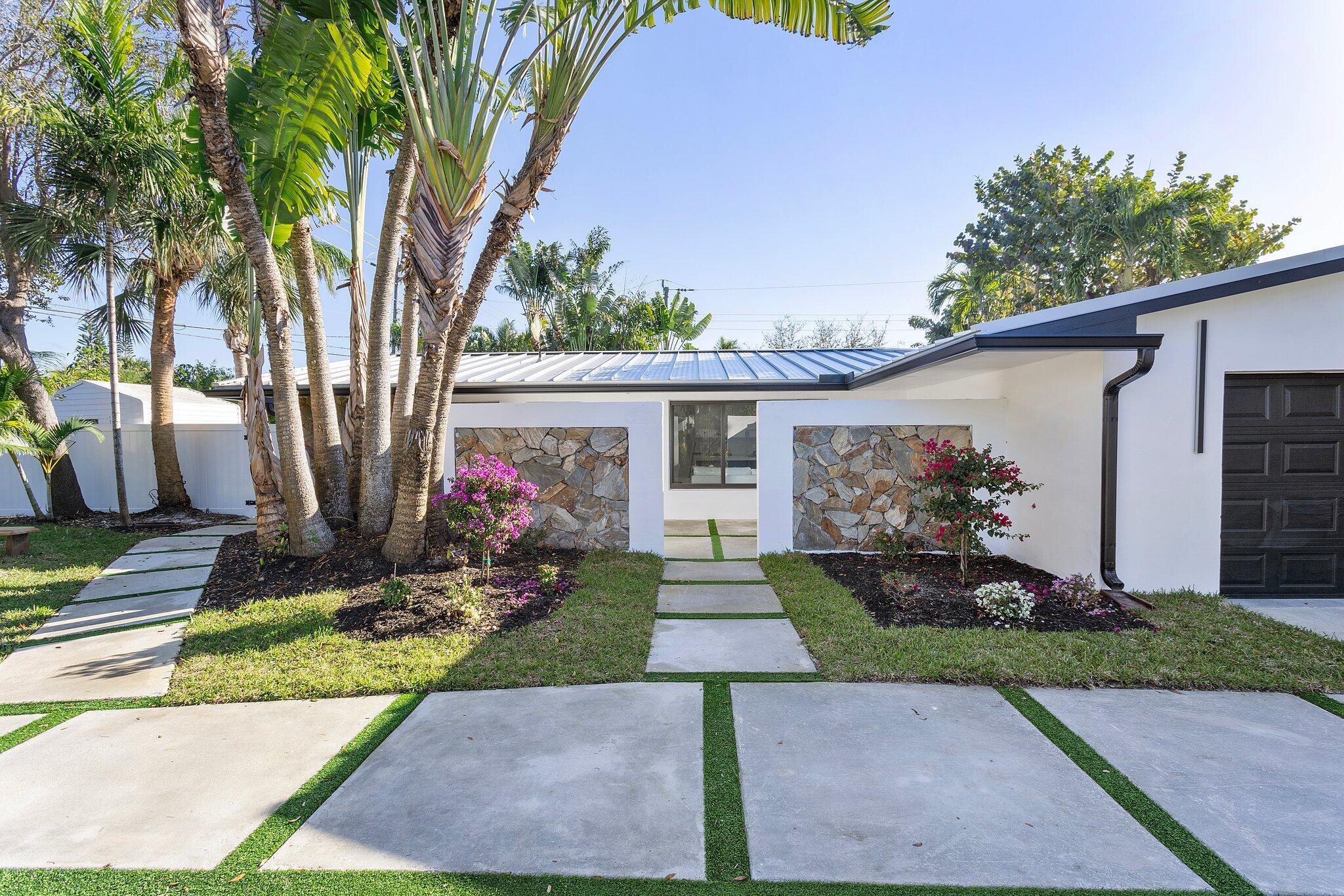 BOCA ISLANDS SEC 1 IN - Residential