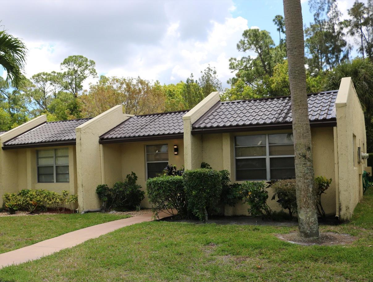 GOLDEN LAKES - Residential