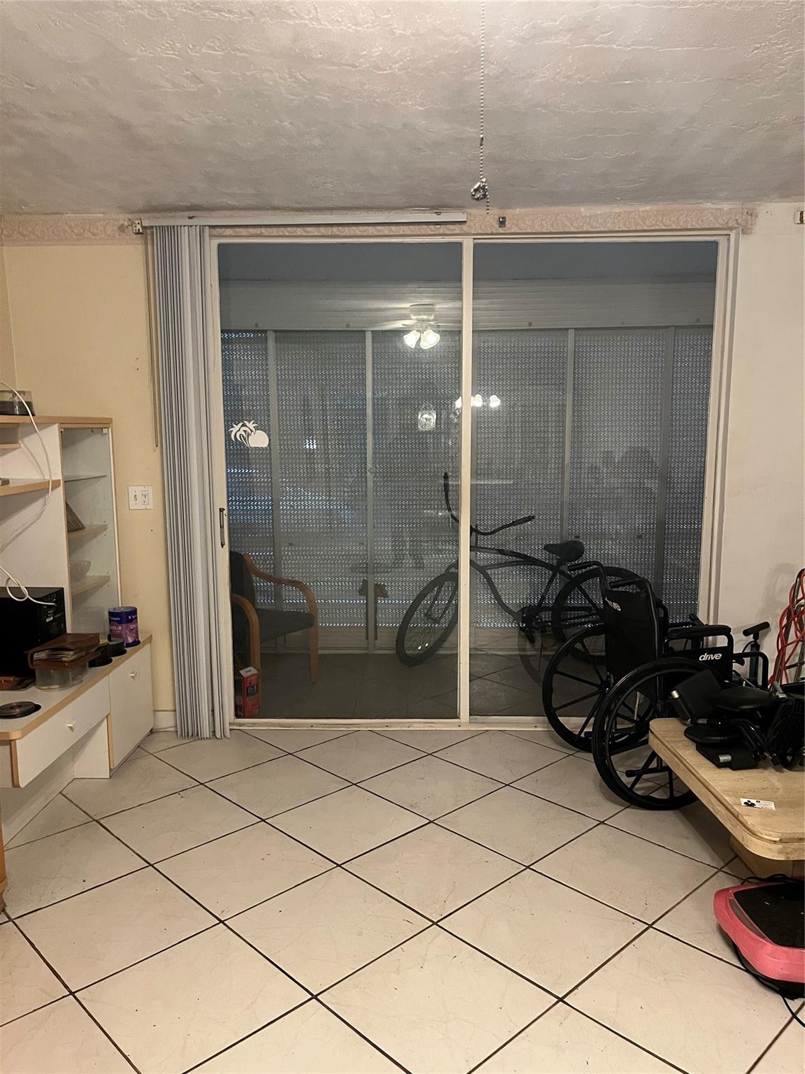 SOMERSET CONDOMINIUMS - Residential