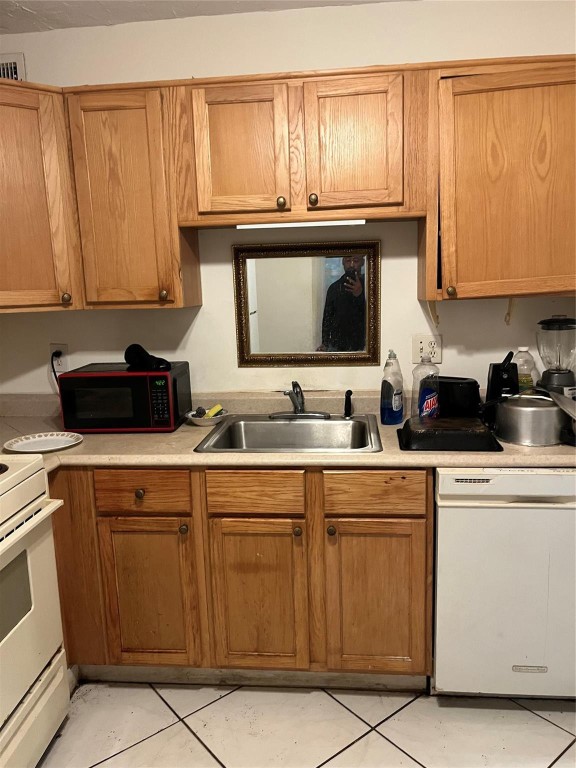 SOMERSET CONDOMINIUMS - Residential