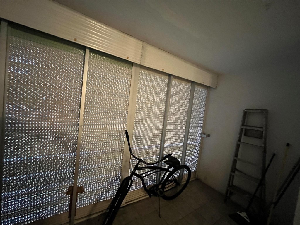 SOMERSET CONDOMINIUMS - Residential