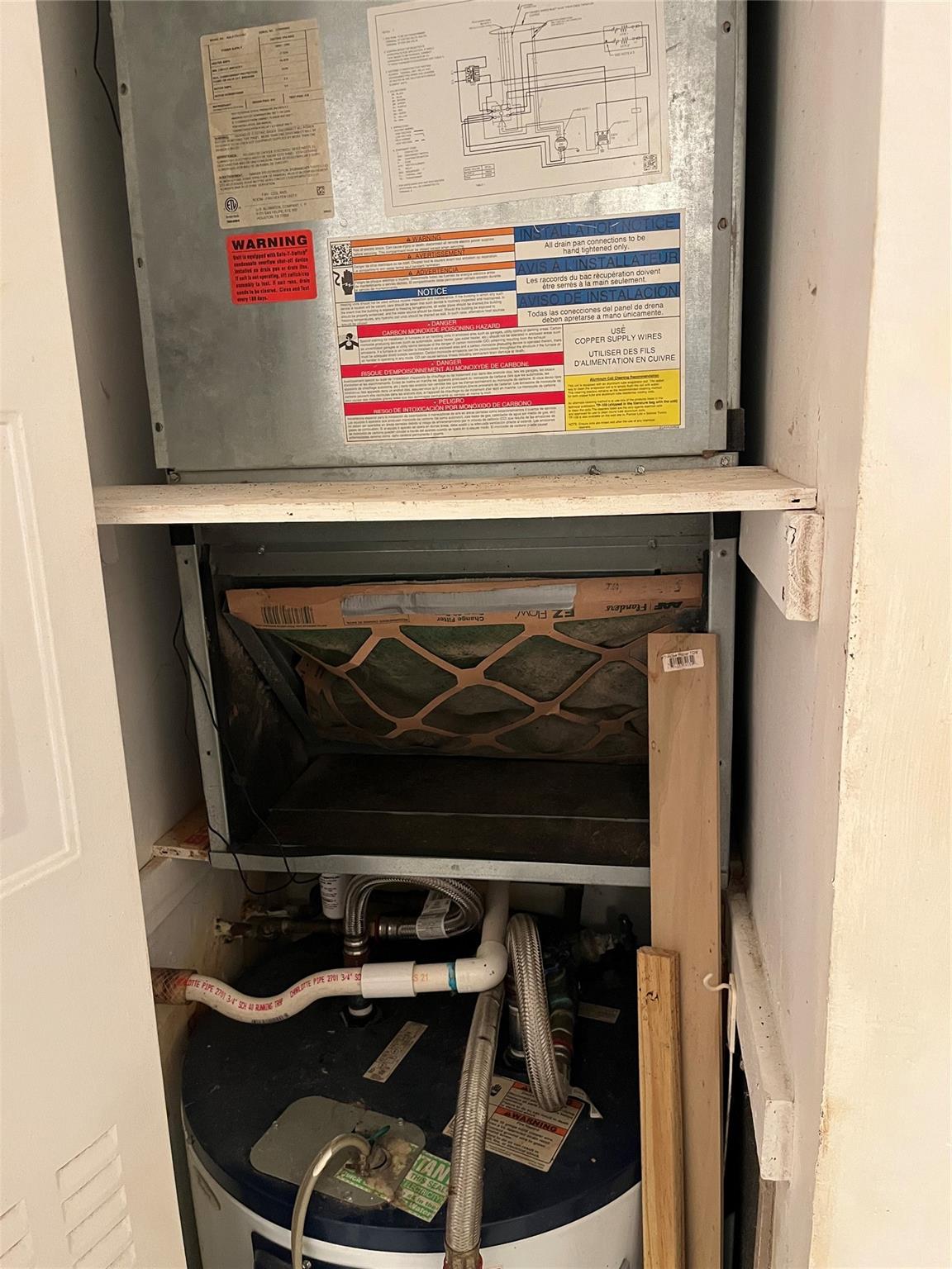 SOMERSET CONDOMINIUMS - Residential