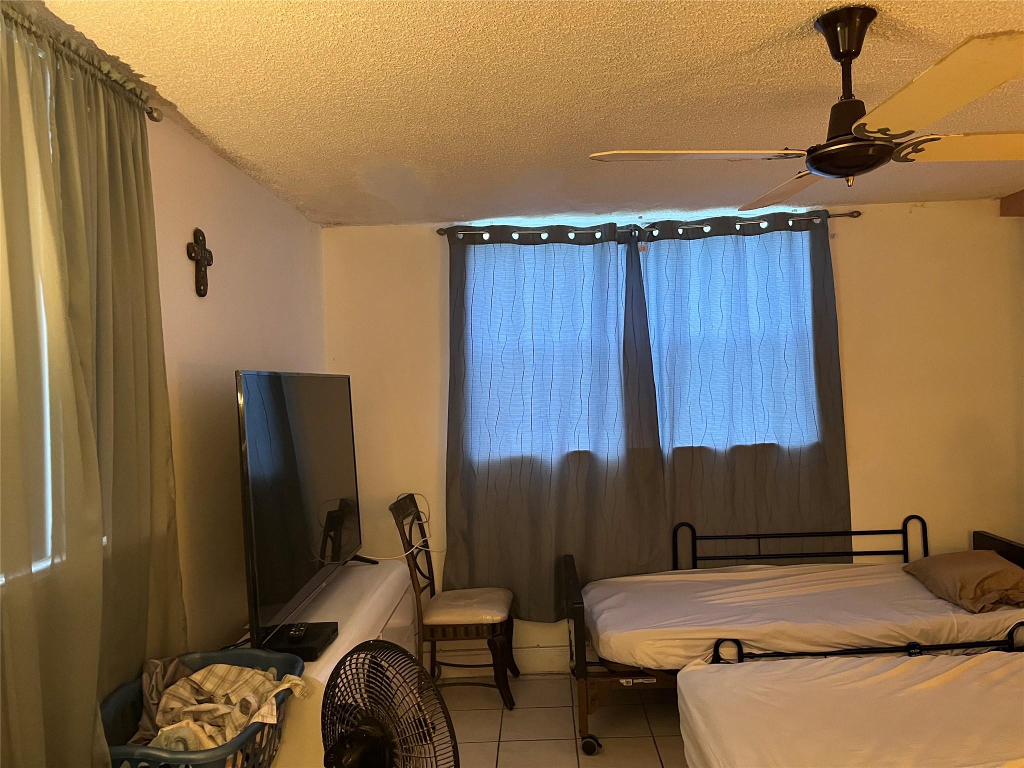 SOMERSET CONDOMINIUMS - Residential