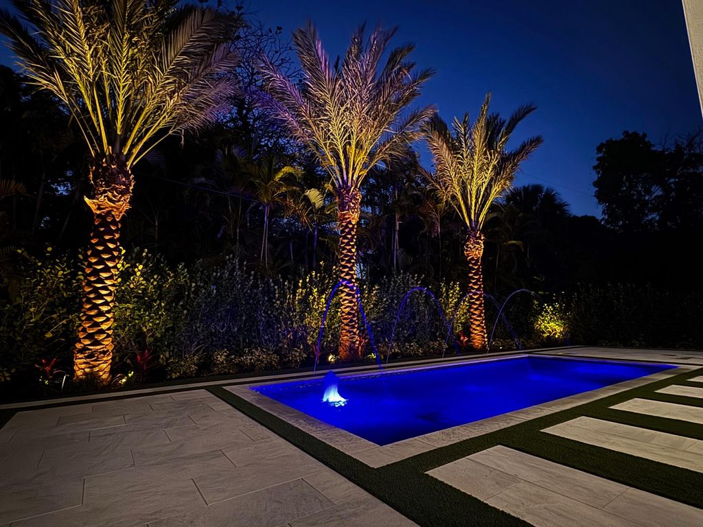 Photo of 505 SE Atlantic Drive, Lantana, FL 33462 (MLS # R11165873)