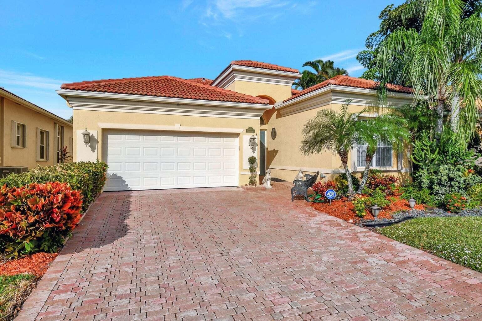 Absolutely stunning Lakefront home on one of the street in beautiful Vizcaya in Delray Beach. Open floor plan with high ceilings throughout. open kitchen with upgraded wood cabinetry, granite counters, double ovens, island, & breakfast nook overlooking you private backyard oasis. This home features a huge family room & is an entertainers dream. Enjoy stunning views, dining & entertainment in a rare oversized lanai unlike any other in the neighborhood. Amazing primary suite with tray ceilings & ensuite bath with separate whirlpool & shower. The andalusia model is a very desirable floor plan with 2 bedrooms + den/office. HOA fee includes painting house every 5 years, high speed internet, basic cable/HBO, lawn maintenance, common area maintenance. Walkable location close to entrance