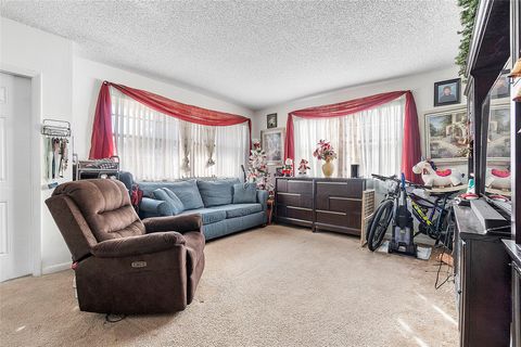 Condominium in Coral Springs FL 2830 Coral Springs Dr Dr 2.jpg