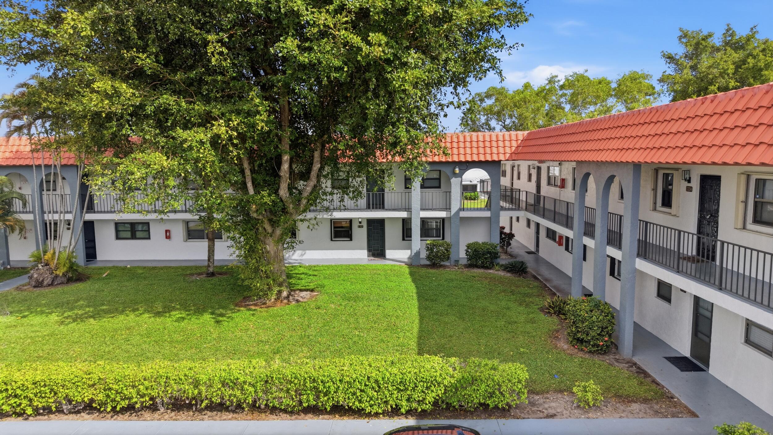 VENETIAN TERRACE CONDO - Residential