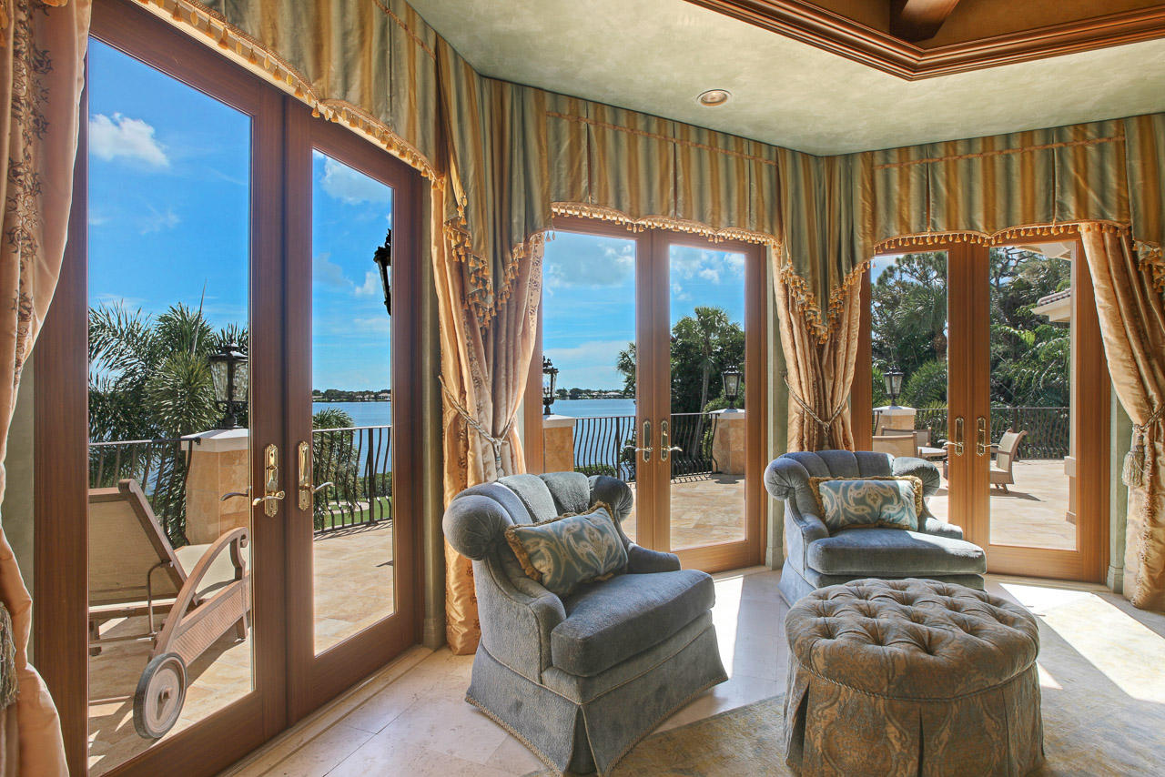 Loxahatchee River Road - Residential