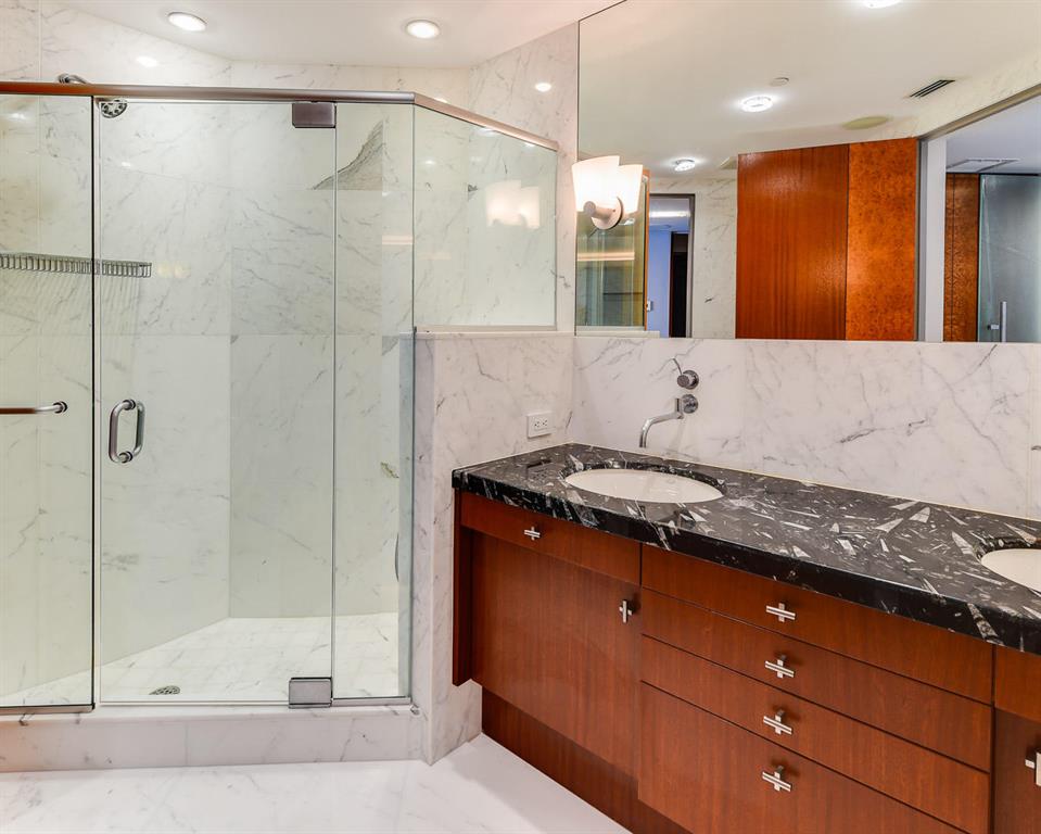 TWENTY ONE HUNDRED CONDO - Residential