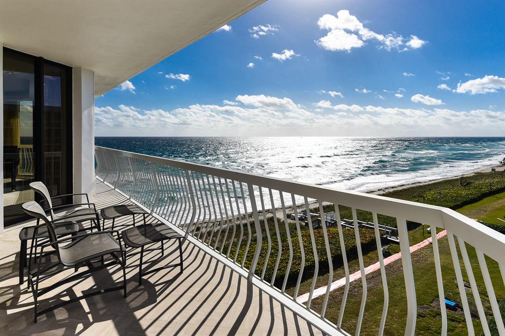 TWENTY ONE HUNDRED CONDO - Residential