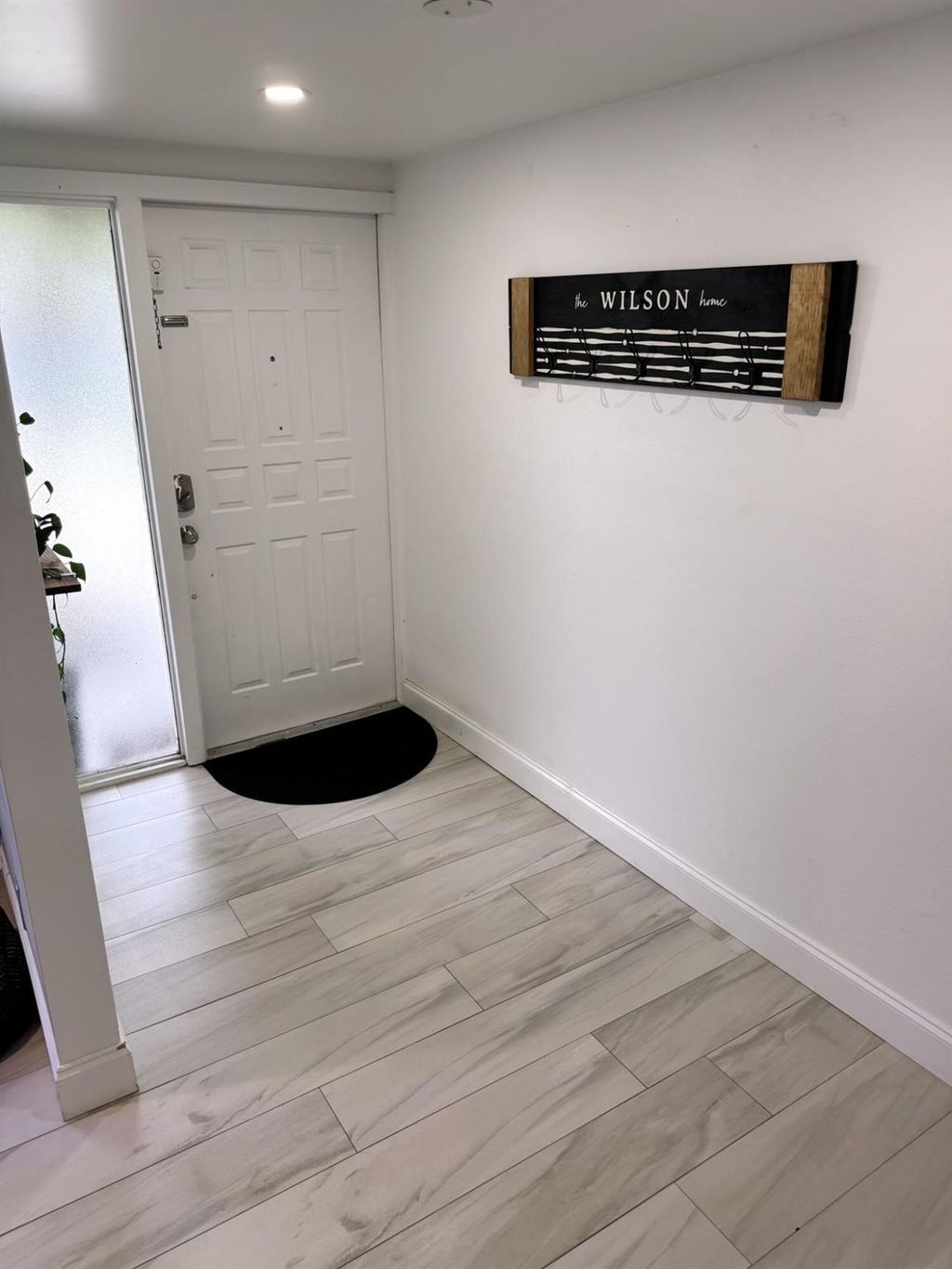 Photo of 321 Sandtree Drive, Palm Beach Gardens, FL 33403 (MLS # R10939007)