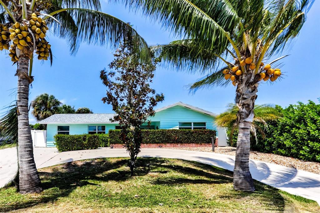 Photo of 3883 Lighthouse Drive, Palm Beach Gardens, FL 33410 (MLS # R10708163)