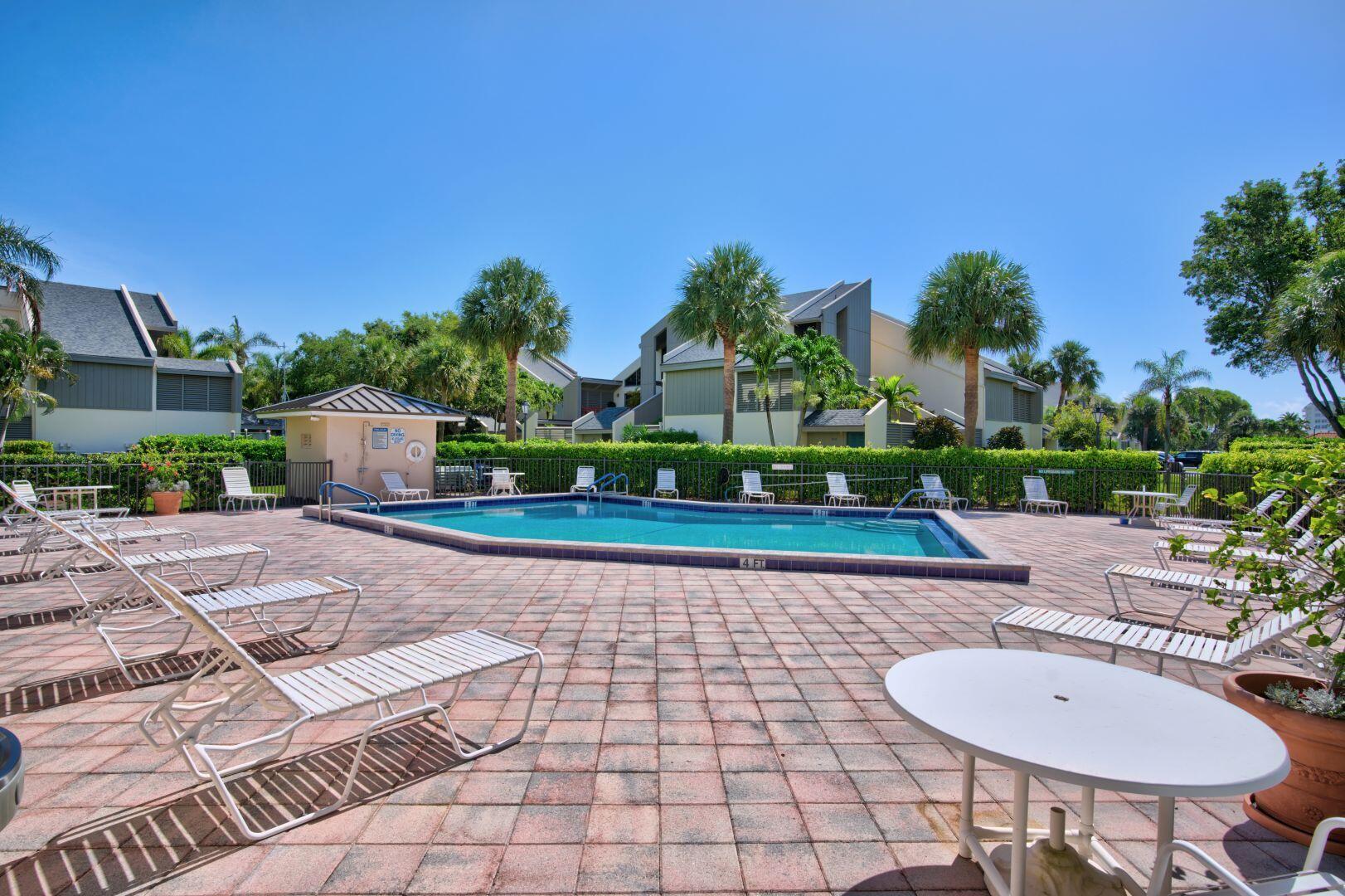 JUPITER OCEAN AND RACQUET - Residential Lease