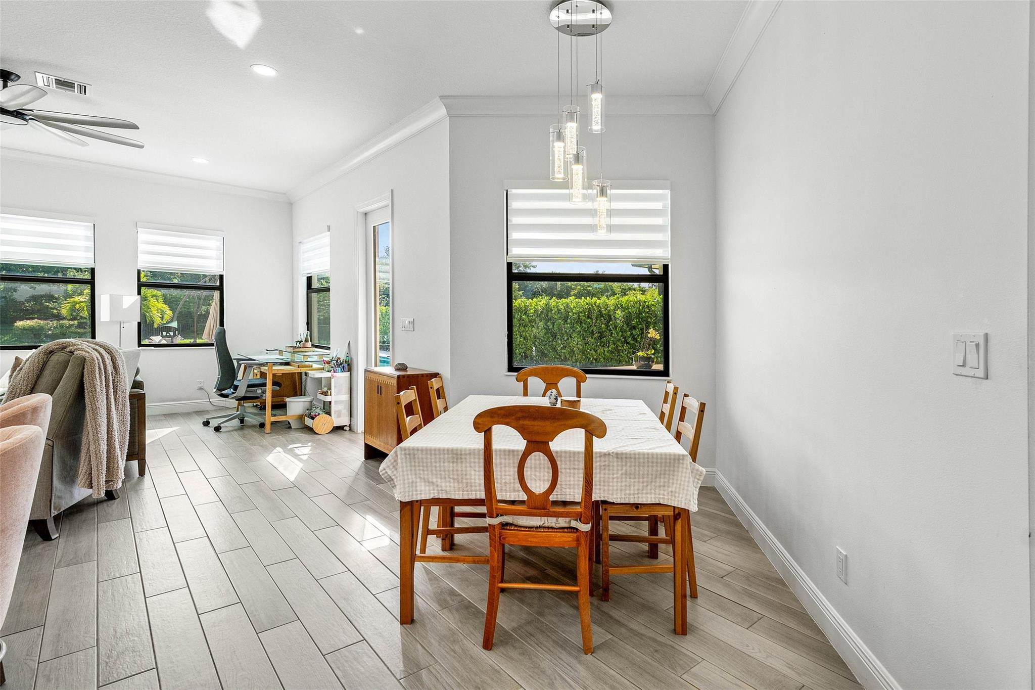 Parkland Bay 183-49 B - Residential