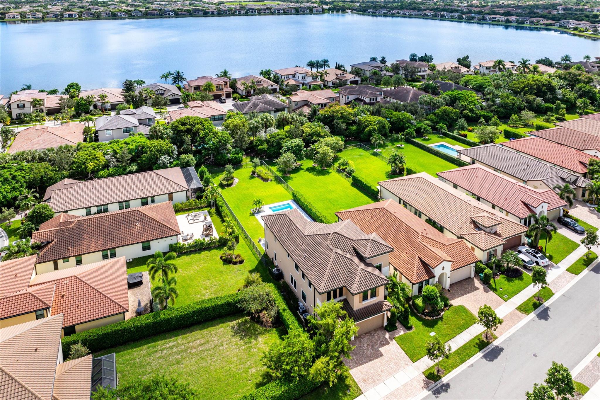 Parkland Bay 183-49 B - Residential