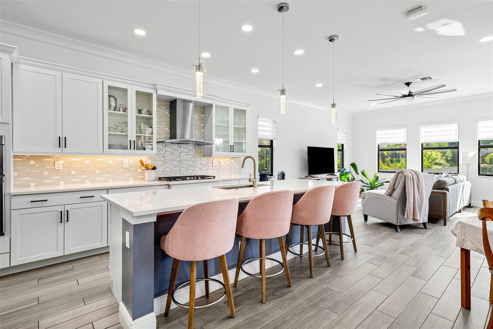 Parkland Bay 183-49 B - Residential