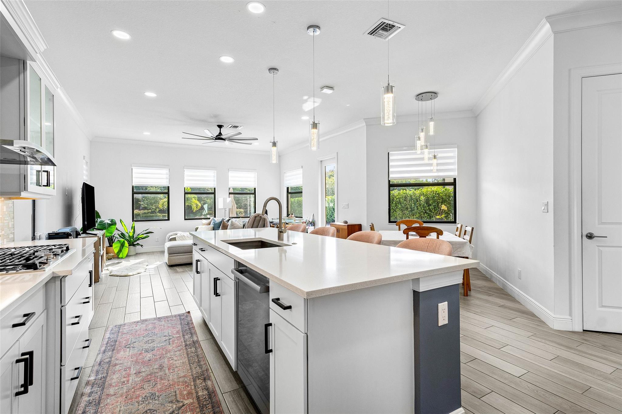 Parkland Bay 183-49 B - Residential