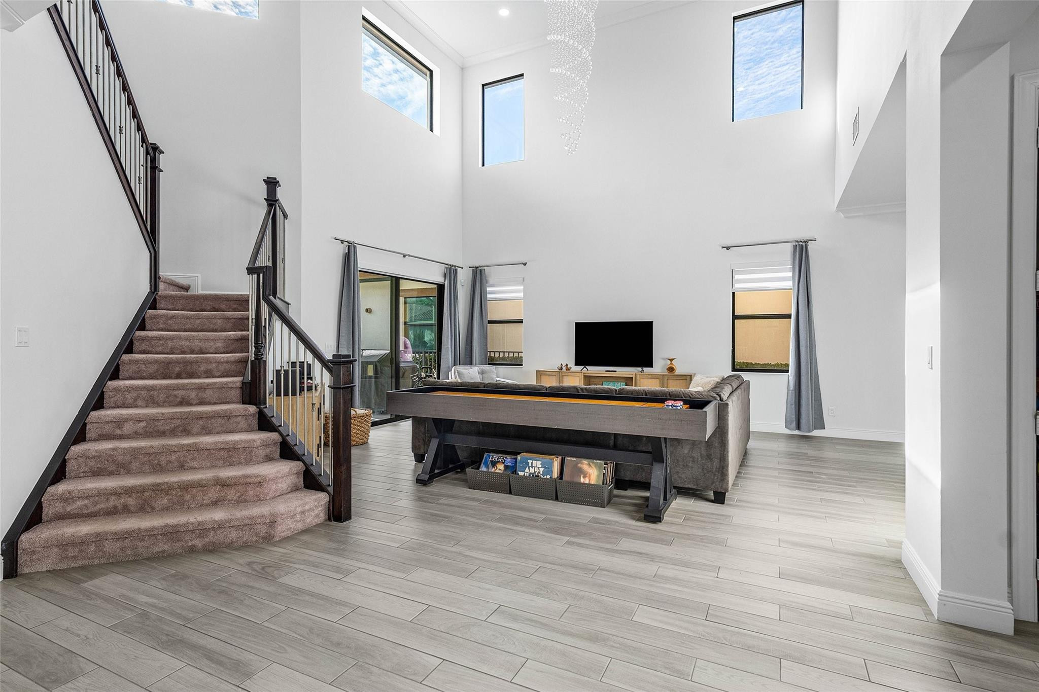 Parkland Bay 183-49 B - Residential