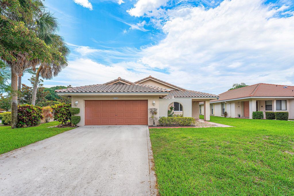 Photo of 6290 Sweet Maple Lane, Boca Raton, FL 33433 (MLS # B26041705)