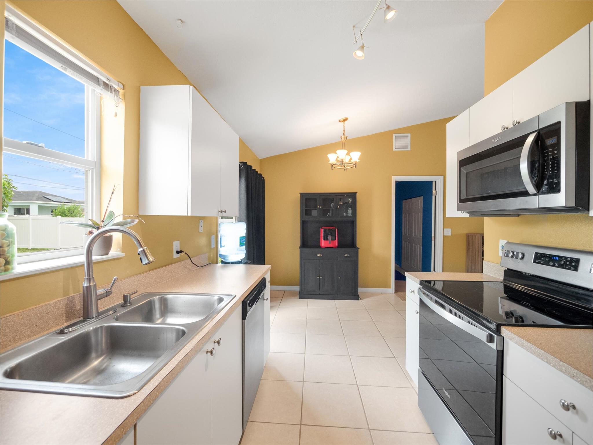 PORT ST LUCIE SECTION 27 - Residential