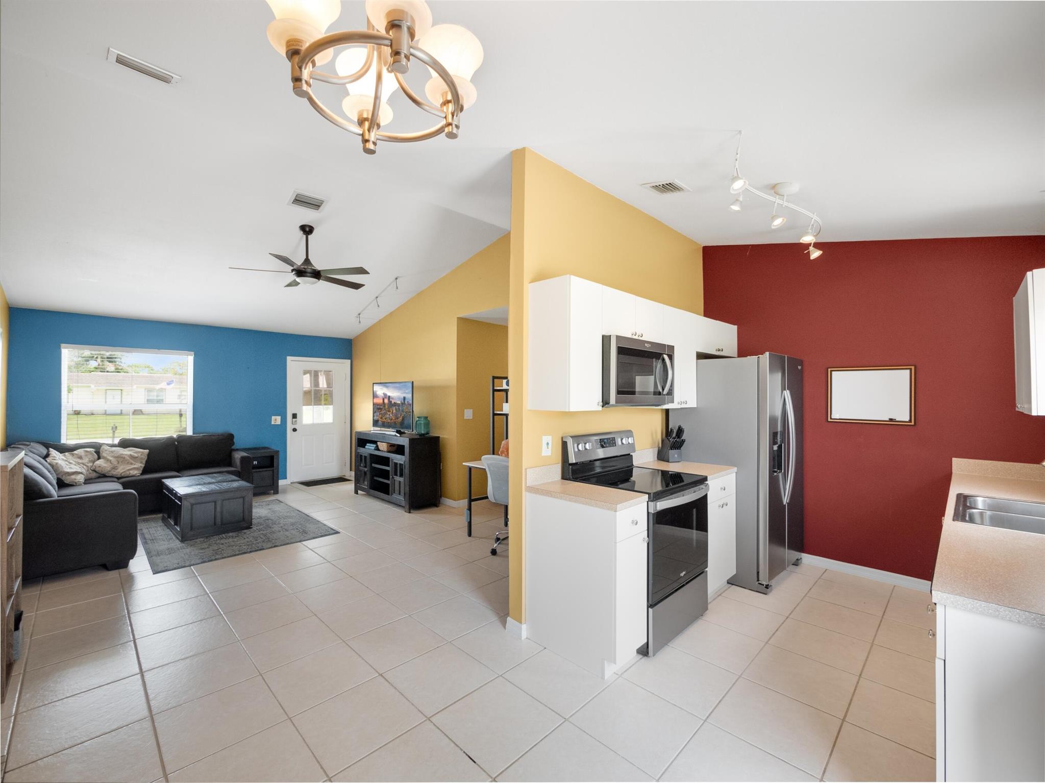 PORT ST LUCIE SECTION 27 - Residential