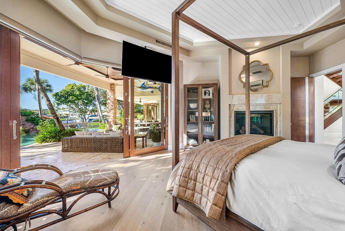 RIVER RIDGE (TEQUESTA) - Residential