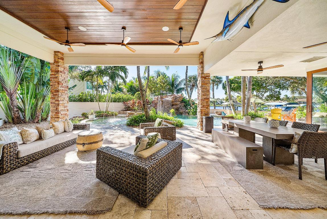 RIVER RIDGE (TEQUESTA) - Residential