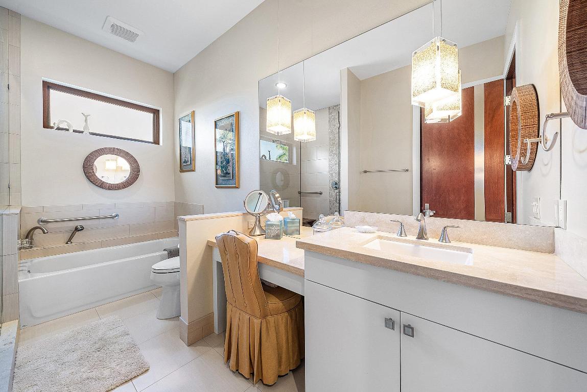 RIVER RIDGE (TEQUESTA) - Residential