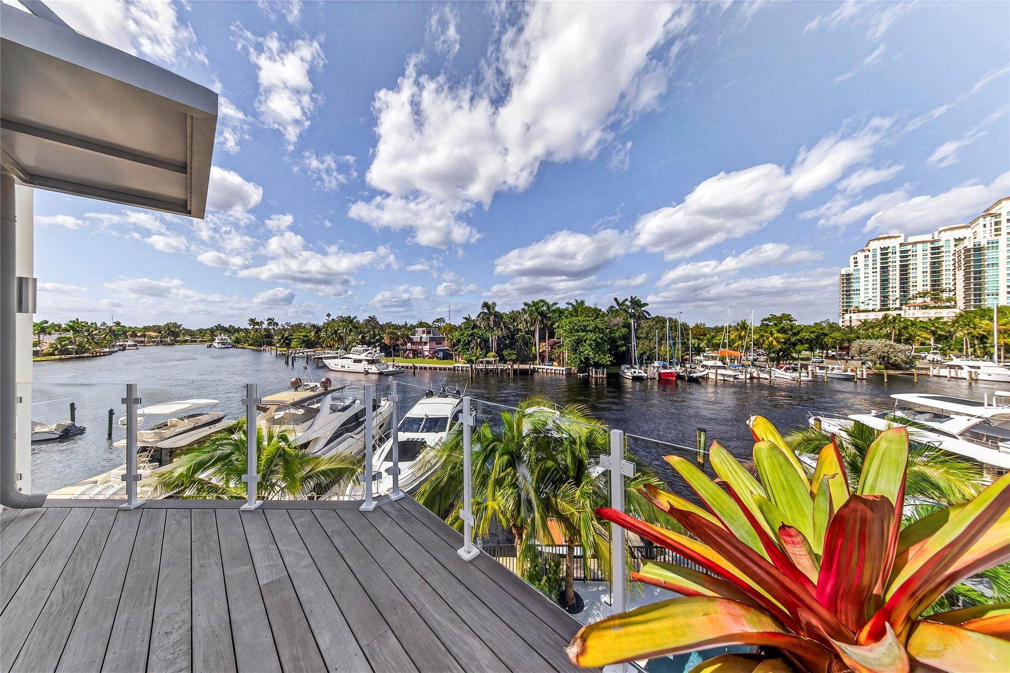 RESIDENCES AT NEW RIVER - Residential