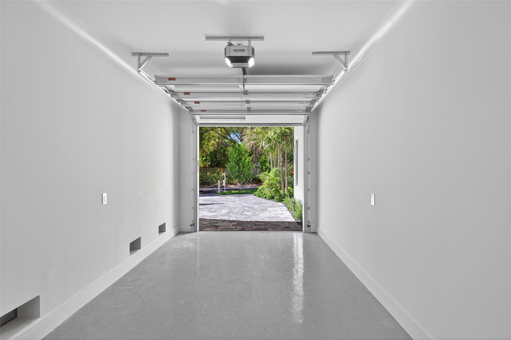 RESIDENCES AT NEW RIVER - Residential