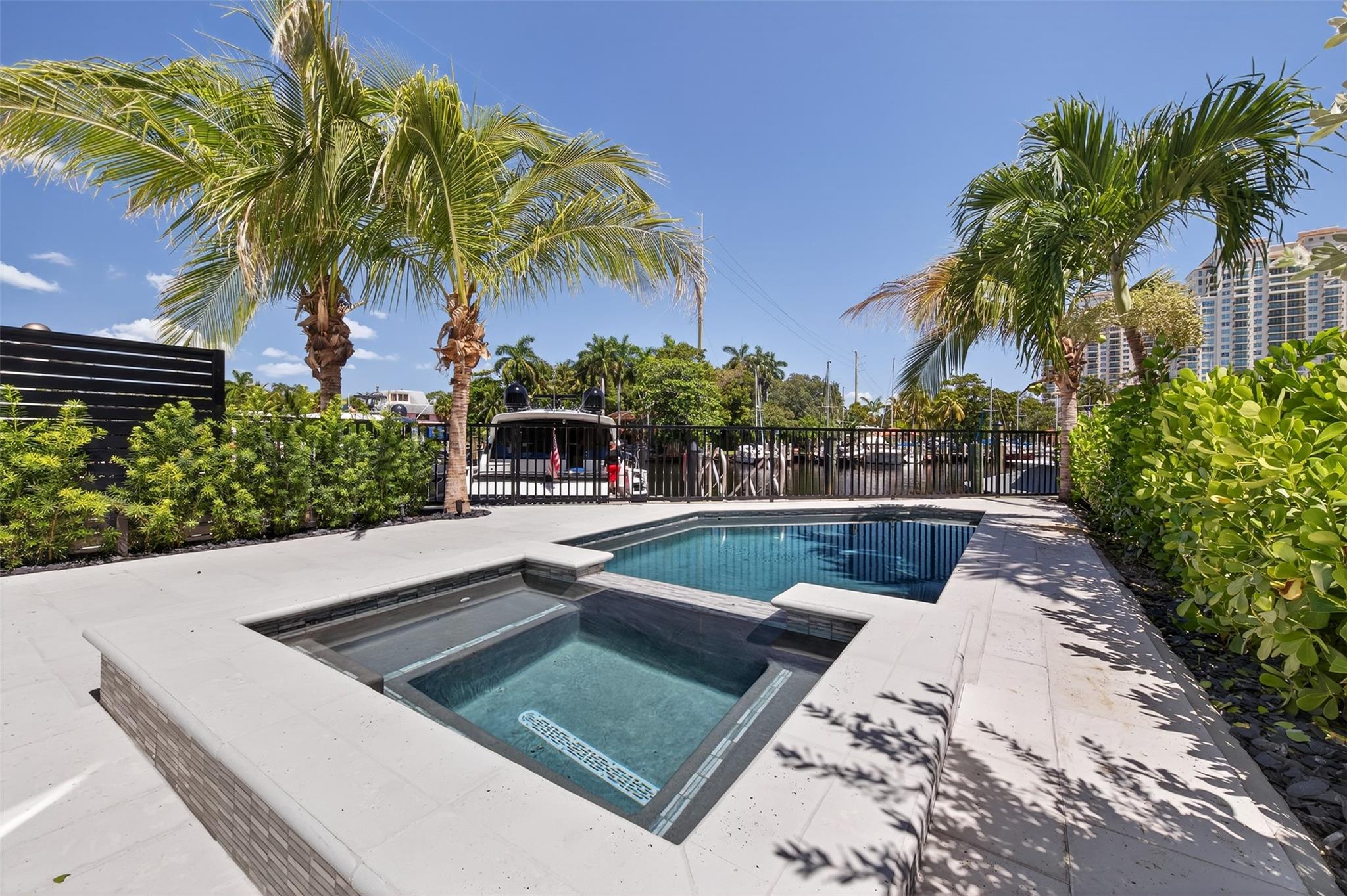 RESIDENCES AT NEW RIVER - Residential