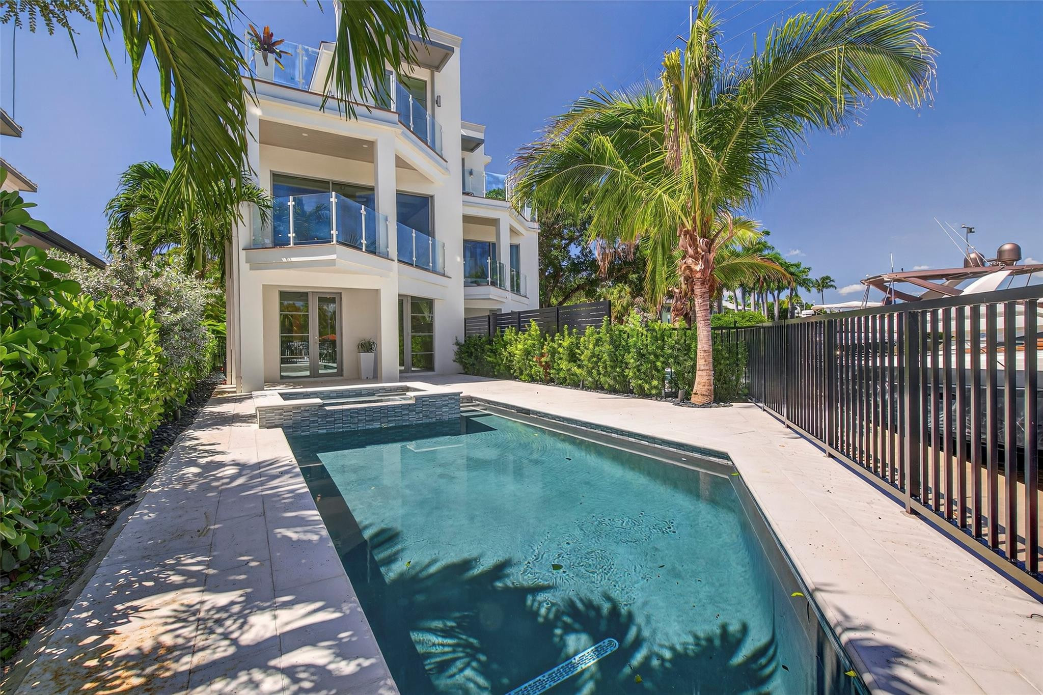 RESIDENCES AT NEW RIVER - Residential